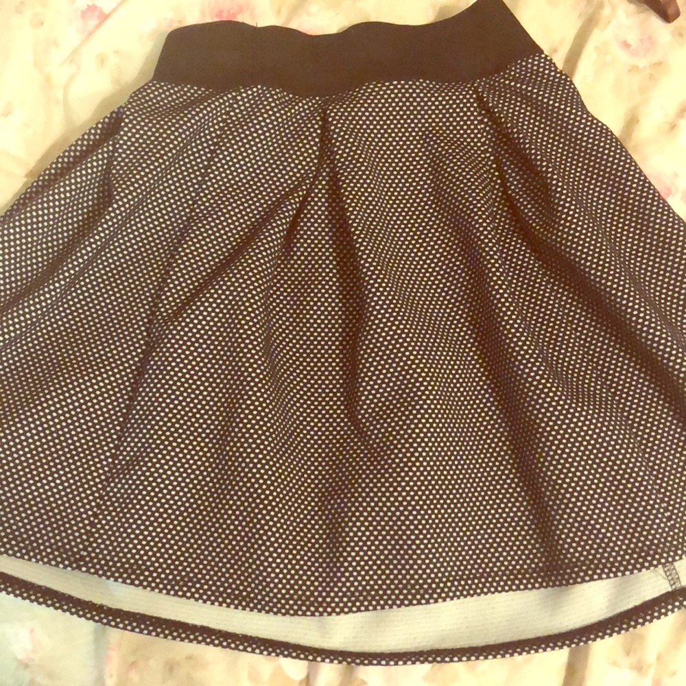 Cute polka for mini skirt